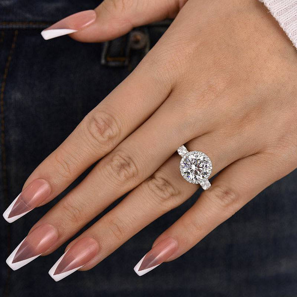 Louily Luxury Halo Round Cut Engagement Ring