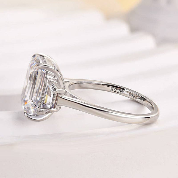 Louily Luxury Three Stone Emerald Cut Engagement Ring
