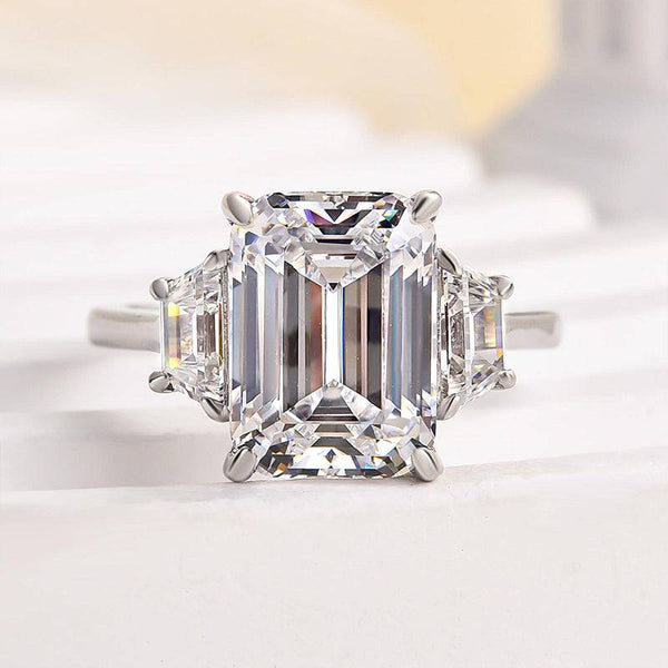 Louily Luxury Three Stone Emerald Cut Engagement Ring