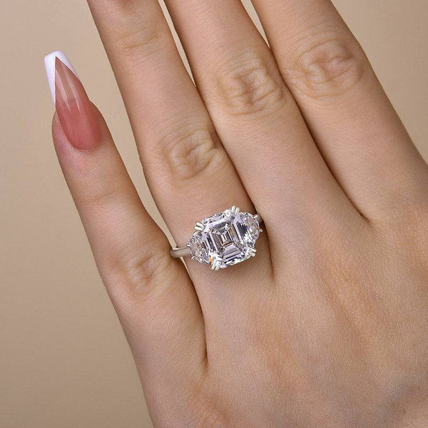 Louily Stunning 4.5 Carat Asscher Cut Three Stone Women's Engagement Ring In Sterling Silver