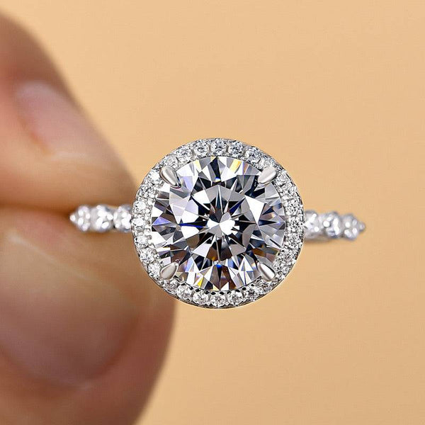 Louily Stunning Halo Round Cut Engagement Ring