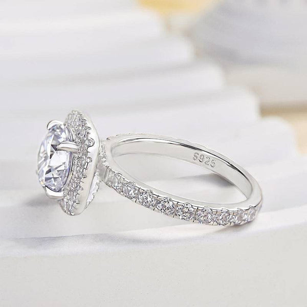 Louily Stunning Halo Round Cut Simulated Diamond Engagement Ring In Sterling Silver
