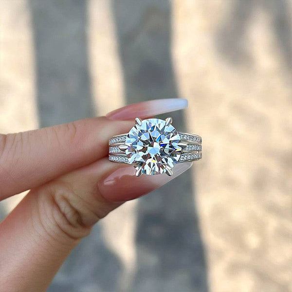 Louily Stunning Round Cut Three Shank Design Engagement Ring In terling Silver