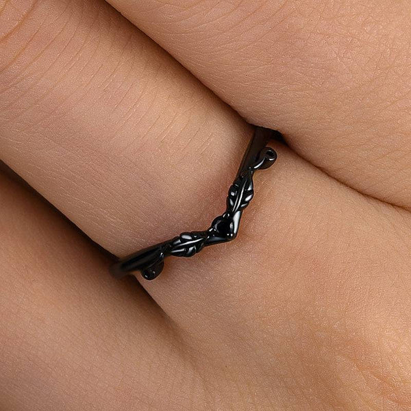 Louily Unique Leaf Design Black Stone Round Cut Wedding Band In Sterling Silver