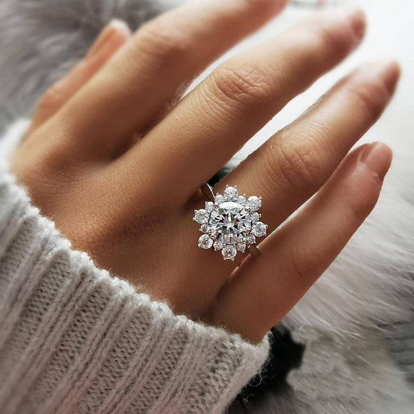 Louily Unique Snowflake Design Round Cut Engagement Ring In Sterling Silver