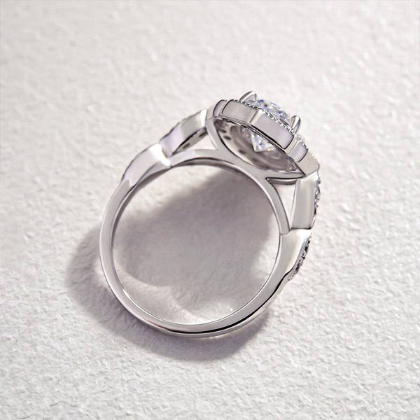 Louily Vintage Halo Oval Cut Engagement Ring In Sterling Silver