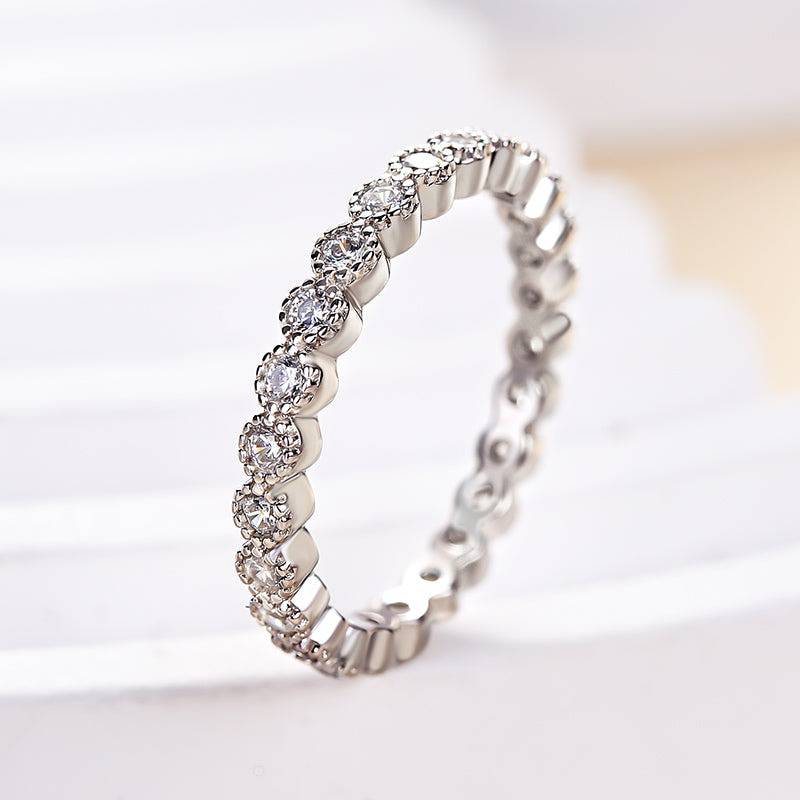 Louily Vintage Round Cut Women's Wedding Band - louilyjewelry