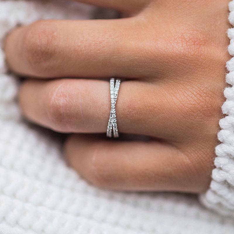 Louily  X Criss Cross Wedding Band For Women In Sterling Silver - louilyjewelry