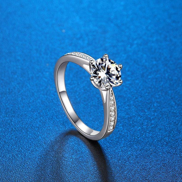 Moissanite 2.0 Carat Simulation Diamond Promise Ring For Women In Sterling Silver