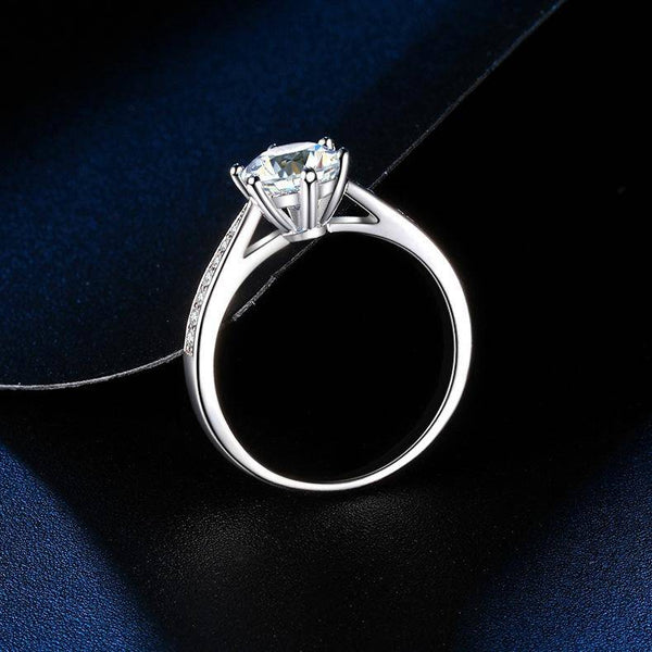 Moissanite 2.0 Carat Simulation Diamond Promise Ring For Women In Sterling Silver