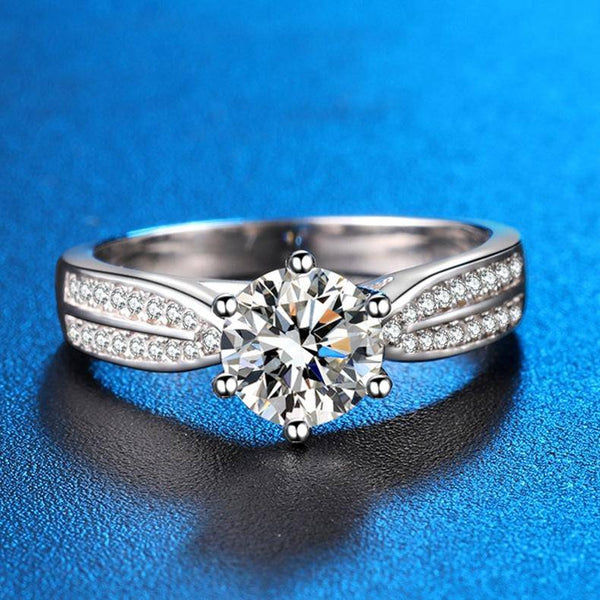 Starlight Moissanite 1.0 Carat Engagement Ring