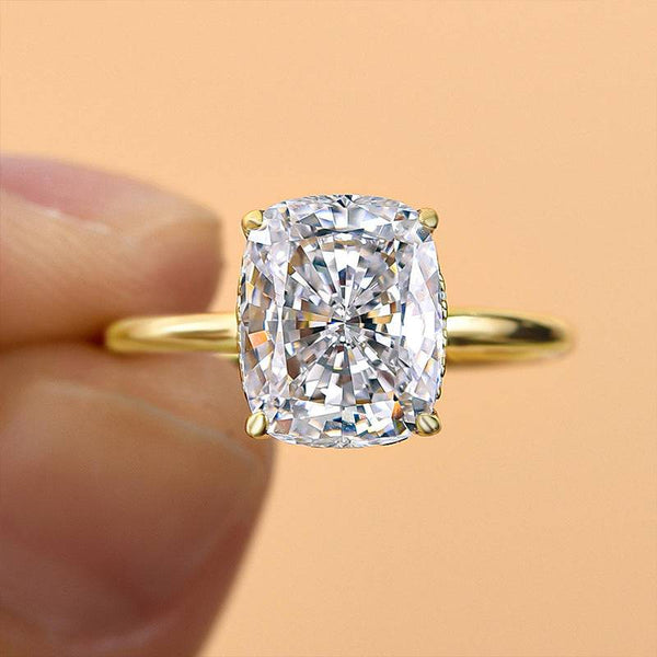 Louily Attractive Cushion Cut Engagement Ring