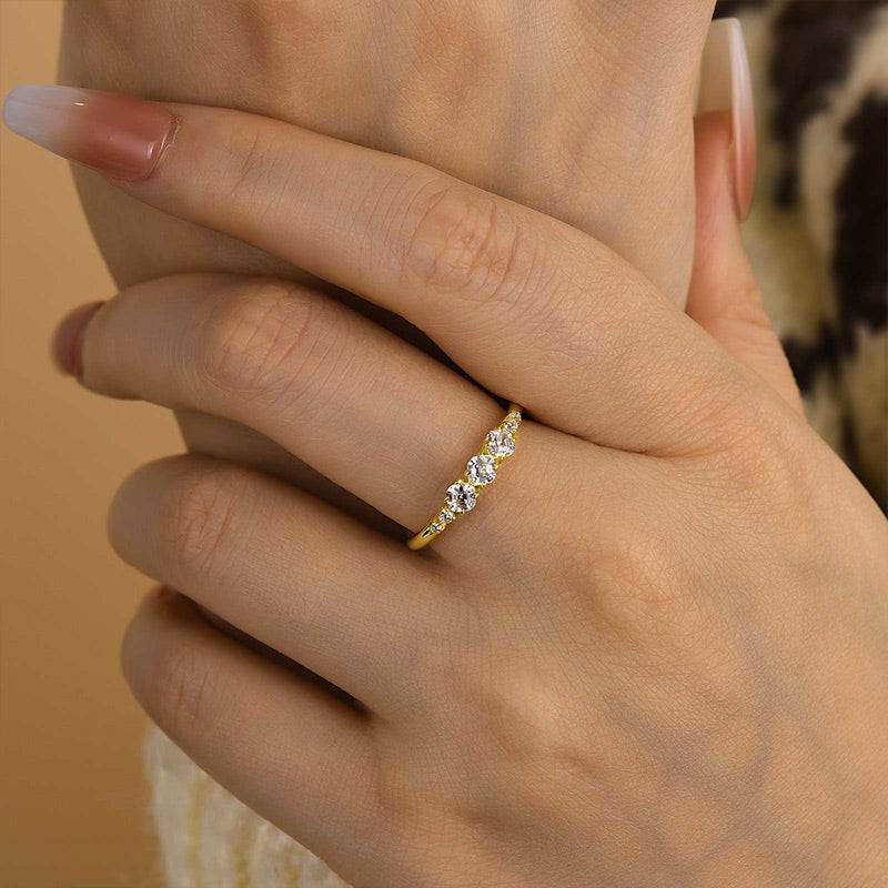 Louily Chic Yellow Gold Asscher Cut Wedding Band - louilyjewelry