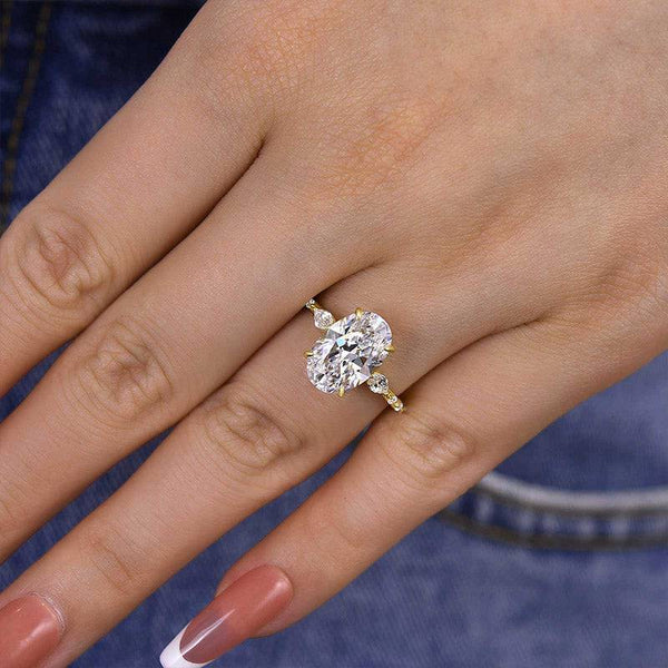 Louily Exquisite Yellow Gold Oval Cut Engagement Ring