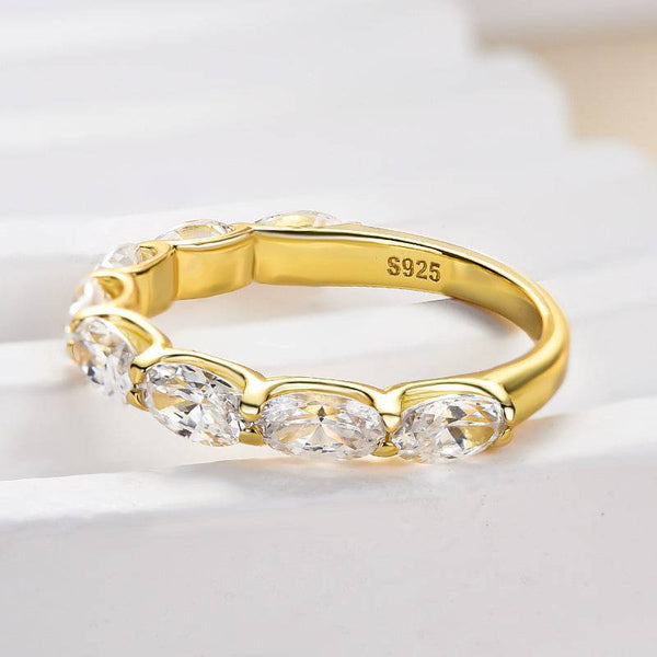 Louily Exquisite Yellow Gold Oval Cut Wedding Band