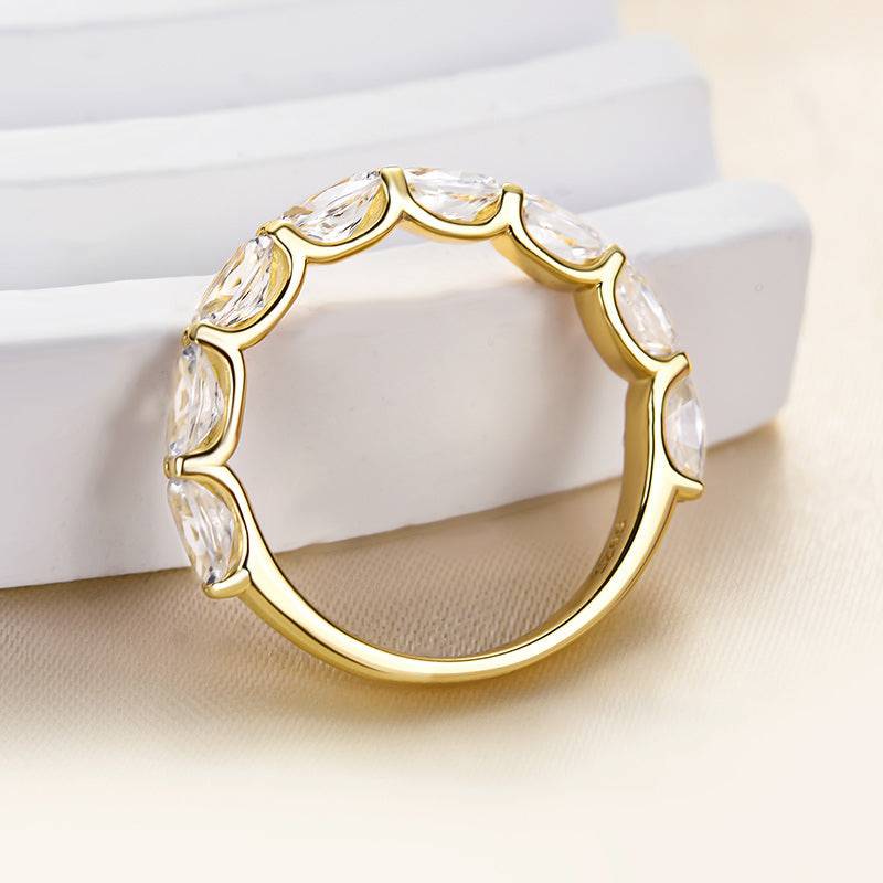 Louily Exquisite Yellow Gold Oval Cut Wedding Band - louilyjewelry