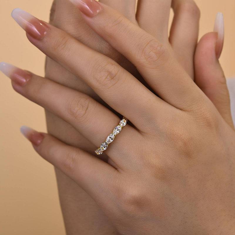 Louily Exquisite Yellow Gold Oval Cut Wedding Band - louilyjewelry