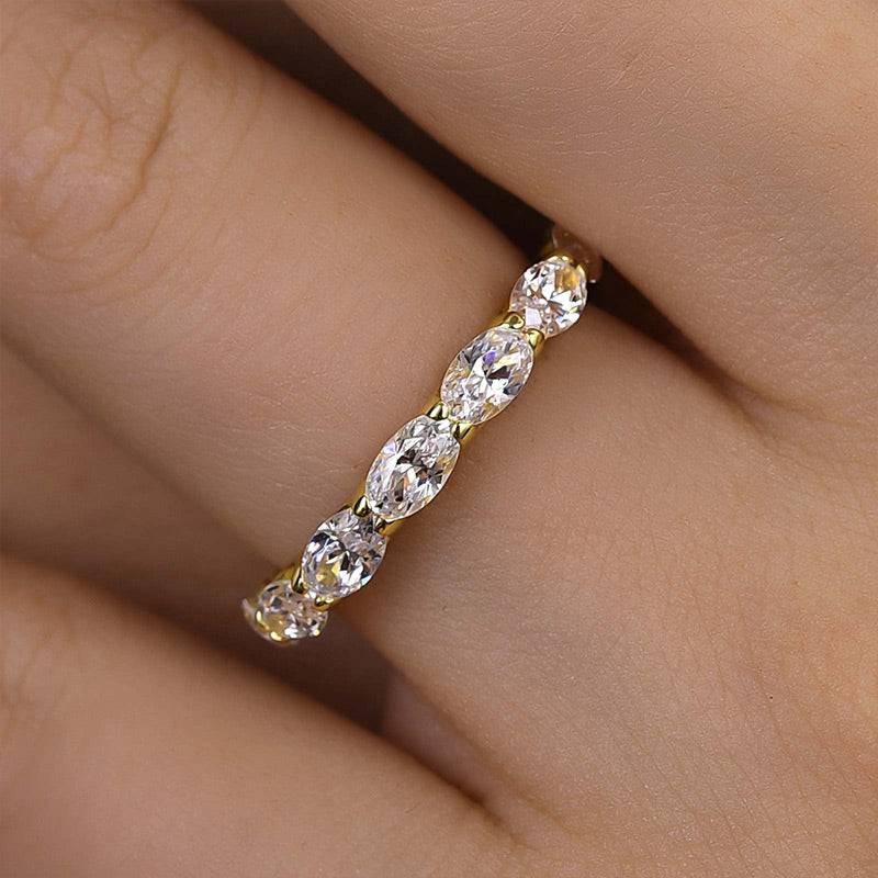 Louily Exquisite Yellow Gold Oval Cut Wedding Band - louilyjewelry