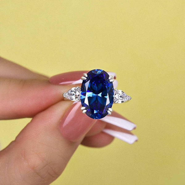 Louily Gorgeous Oval Cut Blue Sapphire Three Stone Engagement Ring In Sterling Silver