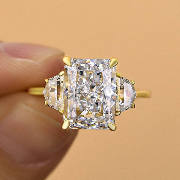 Louily Gorgeous Radiant Cut Three Stone Engagement Ring