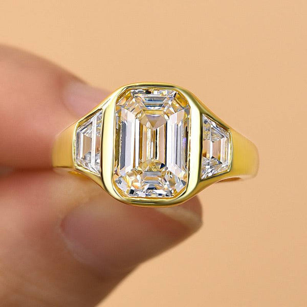 Louily Luxury Yellow Gold Three Stone Emerald Cut Bezel Engagement Ring