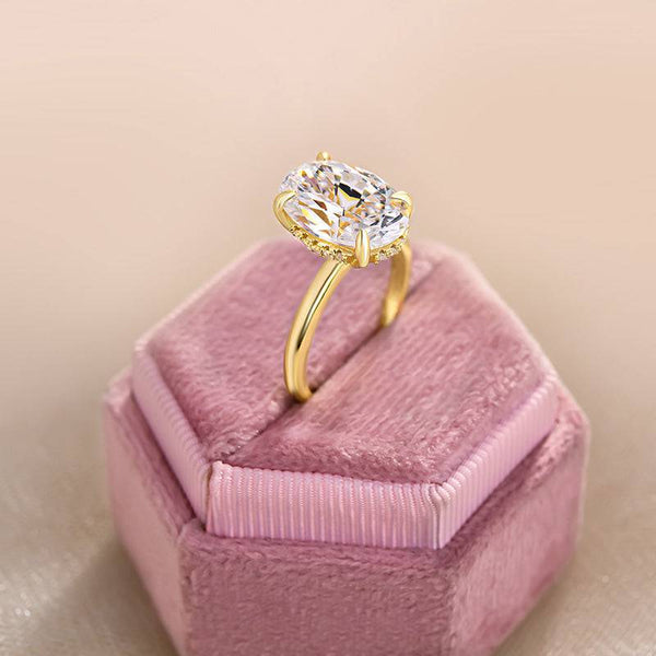 Louily Sparkle Yellow Gold 7*9mm Oval Cut Engagement Ring In Sterling Silver