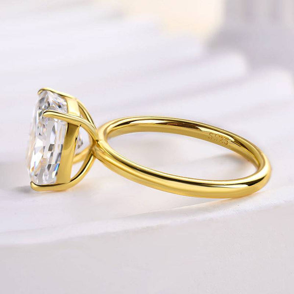 Louily Timeless Yellow Gold Cushion Cut Engagement Ring