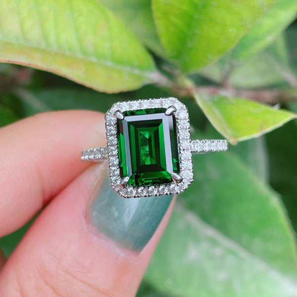 Louily Vintage Halo Emerald Cut Emerald Green 2PC Jewelry Set