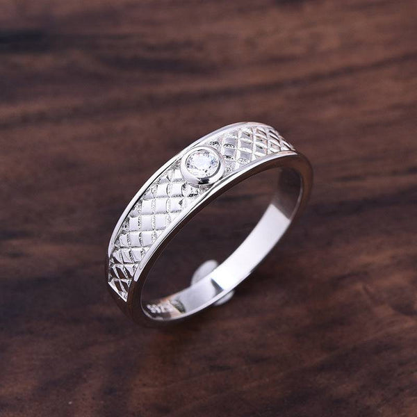 Louily Handsome Men's Wedding Band In Sterling Silver