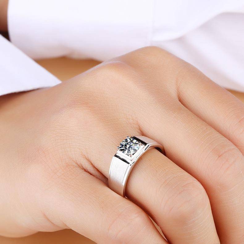 1.0 Carat Round Cut Adjustable Wedding Ring For Men In Sterling Silver - louilyjewelry